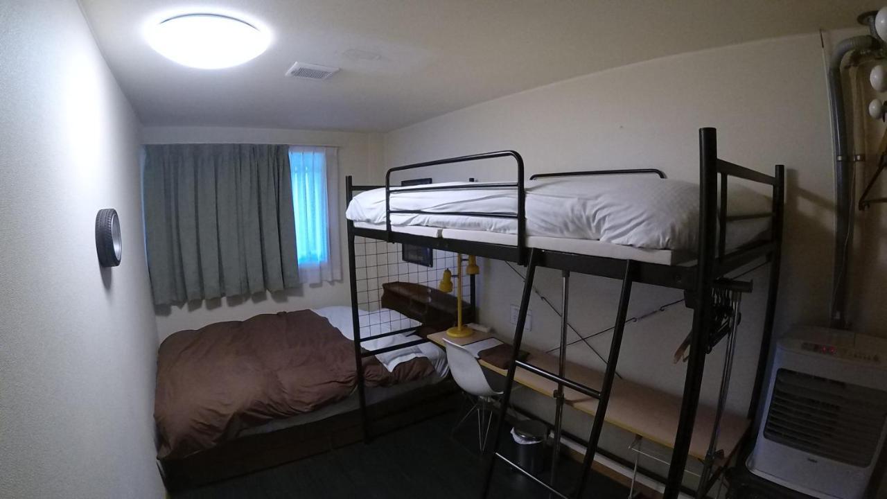 P-Dash Garden Backpackers Higashikawa Bagian luar foto